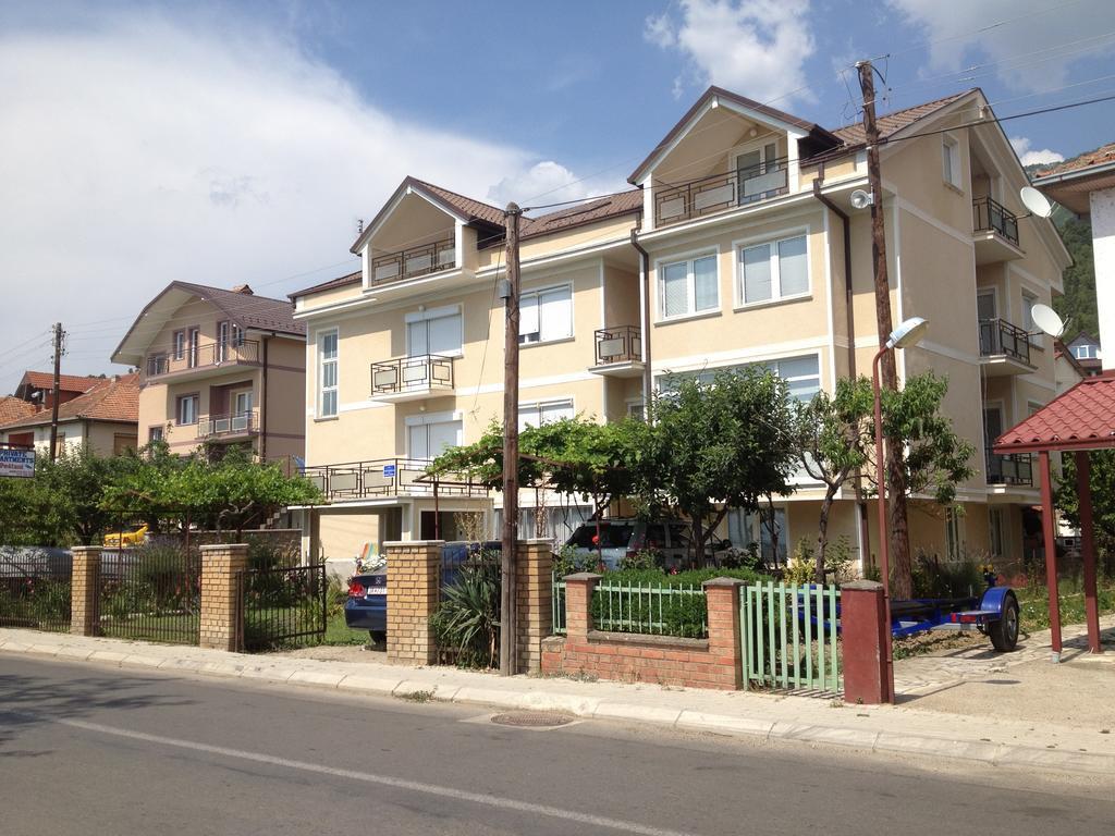 Guest House Lokoski Peštani 외부 사진